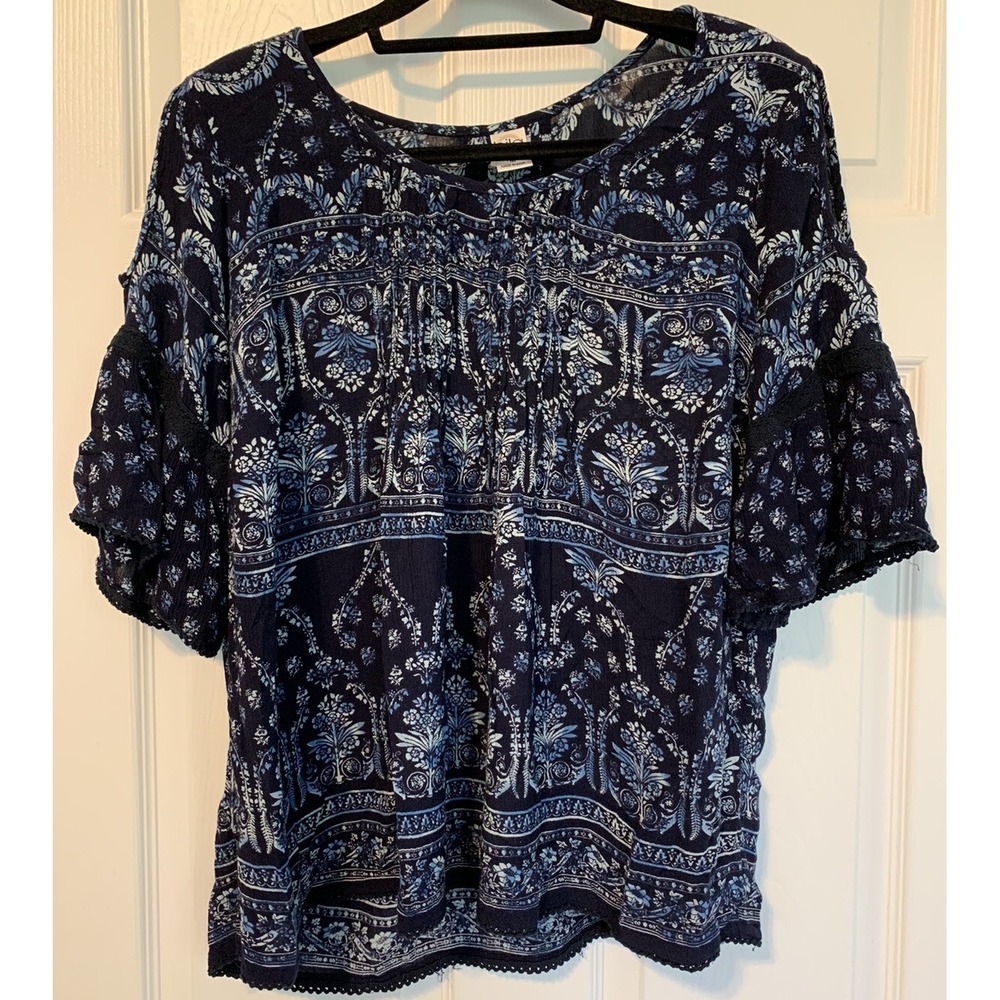 Bila Blue Floral Cold Shoulder Boho Rayon Blouse Medium Crochet Lace Detail